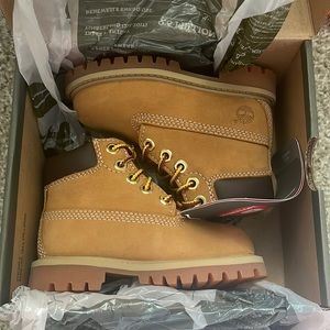 BRAND NEW timberland boots. Toddler size 6